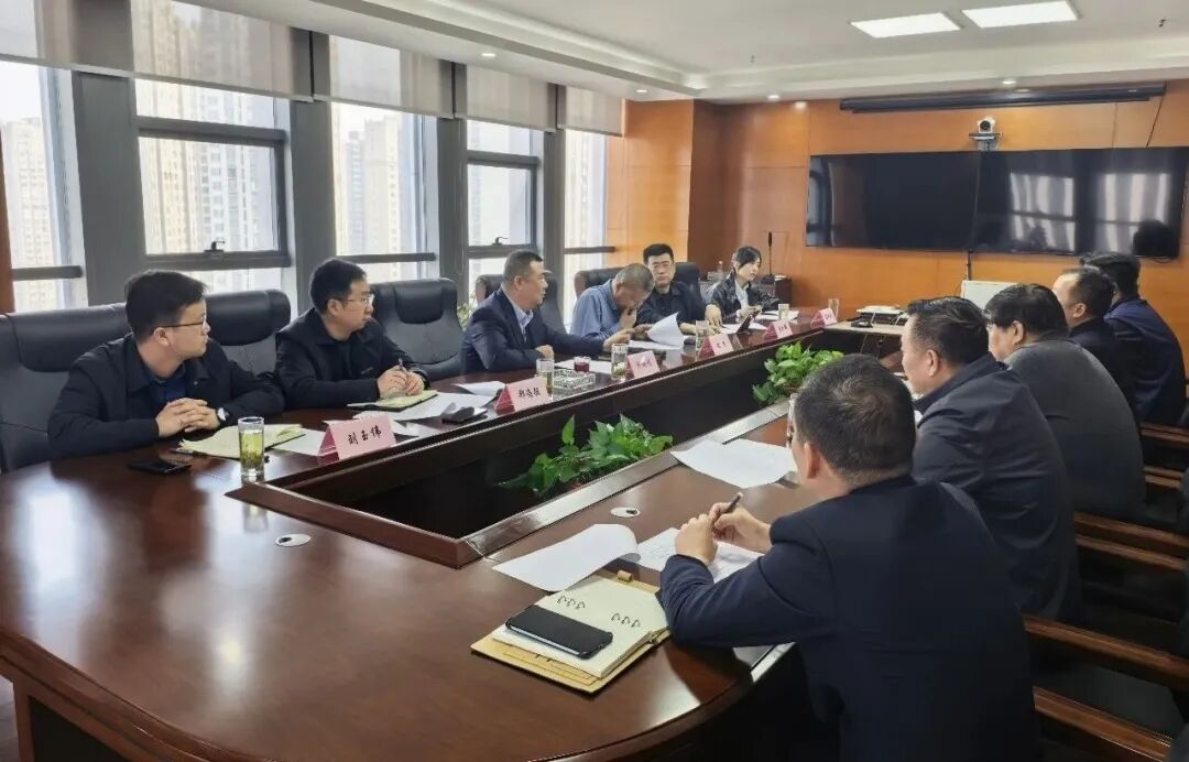 許曉增到陜鋼集團(tuán)進(jìn)出口公司調(diào)研對(duì)外貿(mào)易工作 許曉增到陜鋼集團(tuán)進(jìn)出口公司調(diào)研對(duì)外貿(mào)易工作