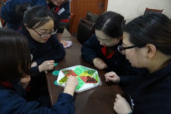 �A������Դ�ɲ����g���[Ԫ��