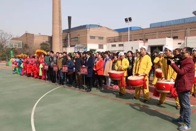 龍鋼集團(tuán)舉辦第四屆“合力杯”燈謎健身活動(dòng)