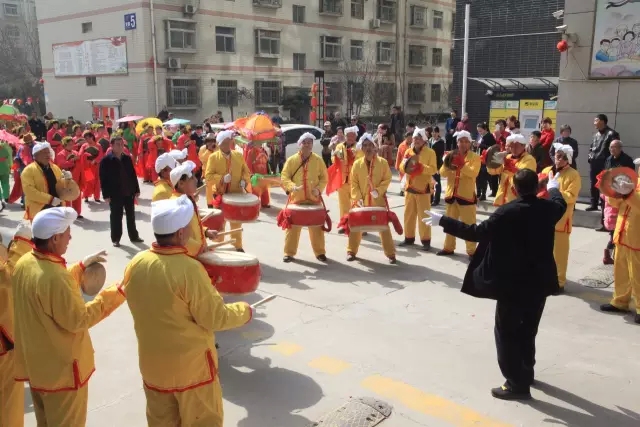 龍鋼集團(tuán)舉辦第四屆“合力杯”燈謎健身活動(dòng)