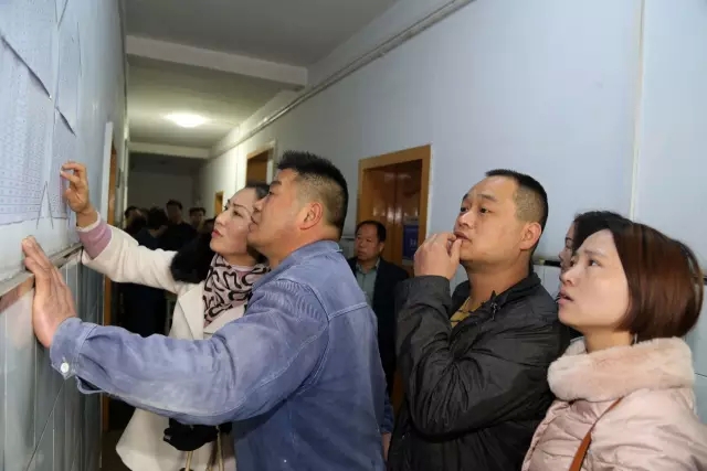 綜合服務(wù)公司禹錦園小區(qū)4# 、5#樓選房工作圓滿結(jié)束