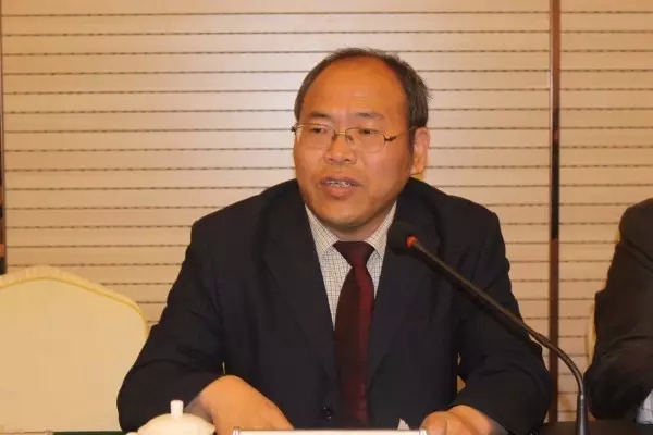 龍鋼集團(tuán)召開2016年文明創(chuàng)建（企業(yè)文化建設(shè)暨鋼鐵美麗花創(chuàng)建）推進(jìn)會(huì)