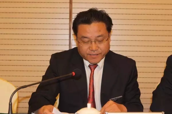 龍鋼集團(tuán)召開2016年文明創(chuàng)建（企業(yè)文化建設(shè)暨鋼鐵美麗花創(chuàng)建）推進(jìn)會(huì)