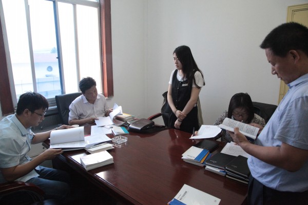 陜鋼集團(tuán)“兩學(xué)一做”督導(dǎo)組到龍鋼集團(tuán)檢查工作