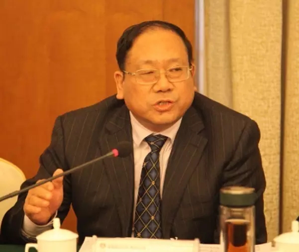 龍鋼集團(tuán)召開(kāi)三季度經(jīng)濟(jì)運(yùn)行分析會(huì)