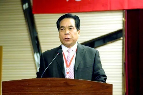 龍鋼集團(tuán)公司召開(kāi)二屆五次職工（會(huì)員）代表大會(huì)暨2017年工作會(huì)