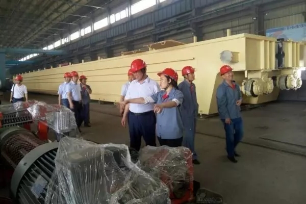 龍鋼集團董事長、總經(jīng)理董銀師一行到萊鋼集團考察學(xué)習(xí)