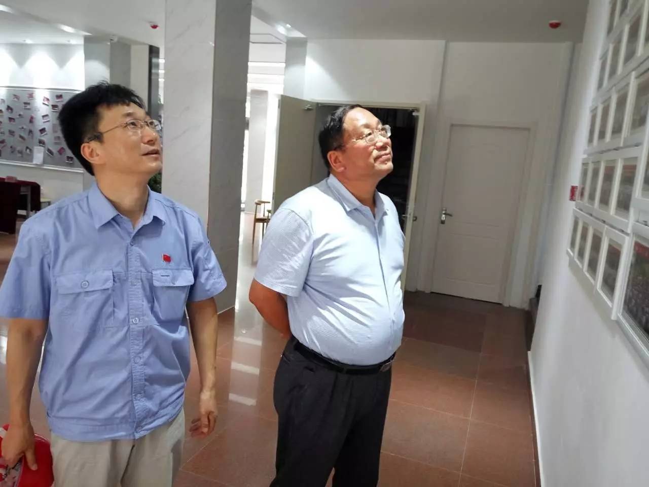 龍鋼集團(tuán)公司董事長(zhǎng)、總經(jīng)理董銀師到西鋼、紅光物流公司調(diào)研