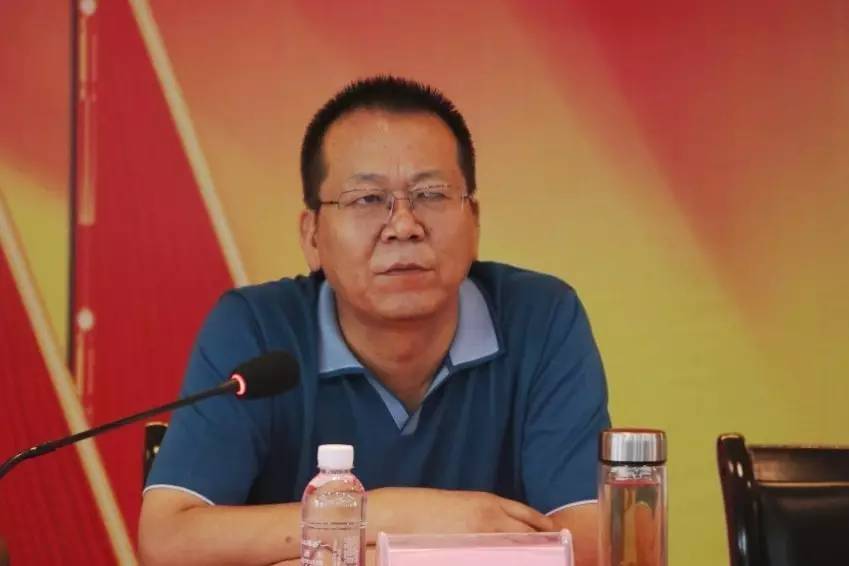 龍鋼集團(tuán)召開(kāi)大西溝礦業(yè)公司干部大會(huì)