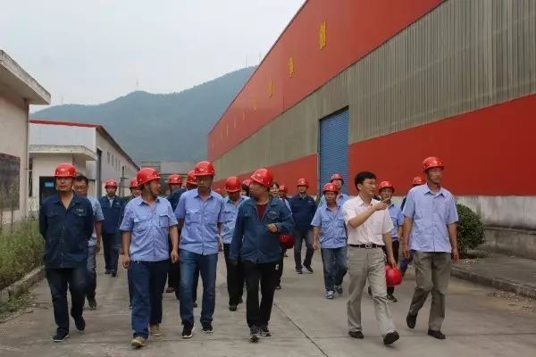 西鋼公司、紅光物流公司全力支援柞水同興軋鋼生產(chǎn)線啟動