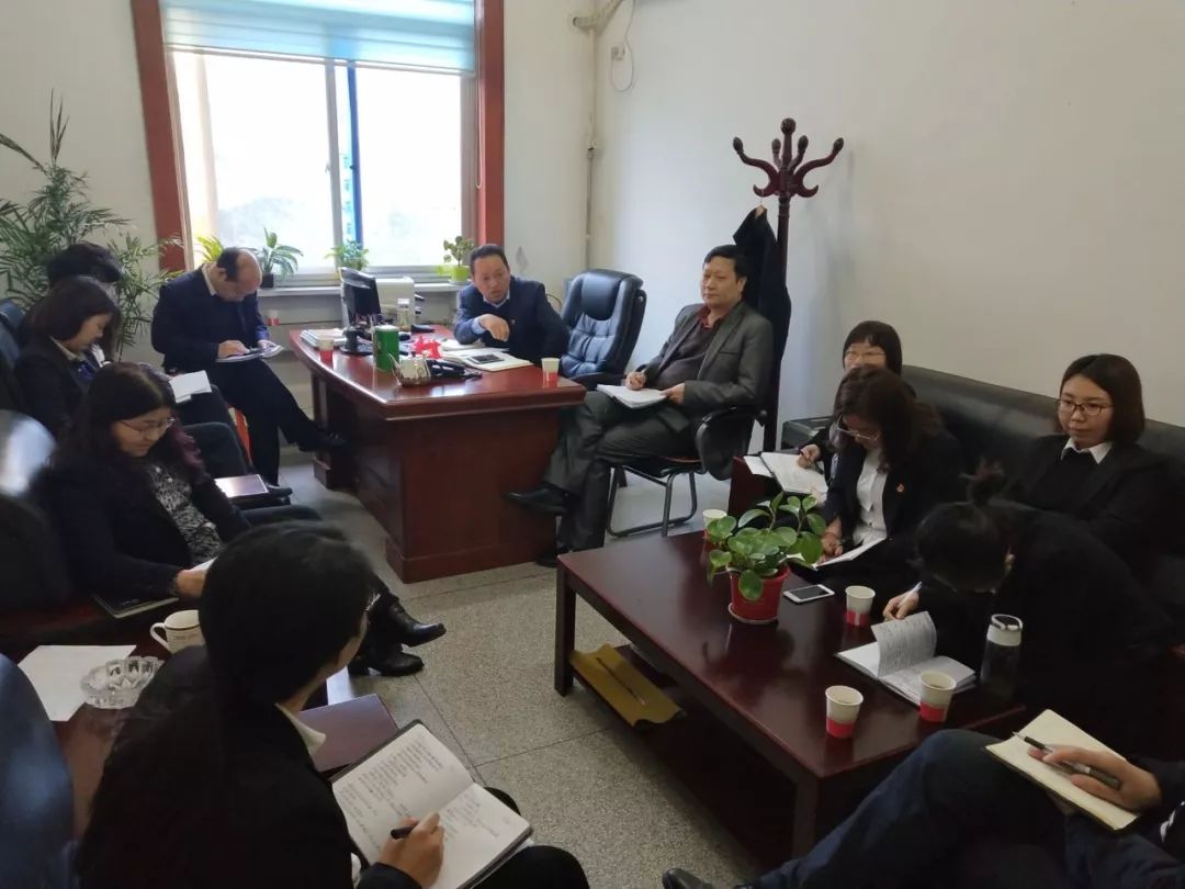 史明奇、劉志懿分別參加所在黨支部組織生活會