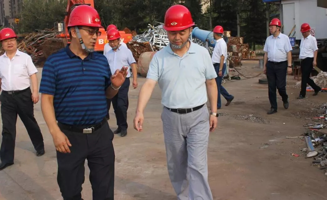 楊海峰視察龍鋼集團寶軋公司