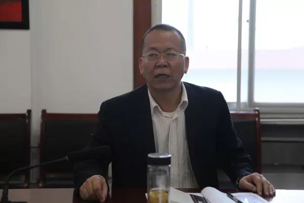 龍鋼集團(tuán)召開(kāi)精益管理周工作推進(jìn)會(huì)