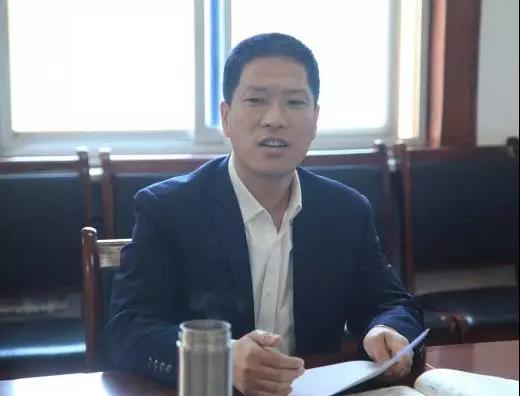 龍鋼集團(tuán)召開(kāi)精益管理周工作推進(jìn)會(huì)