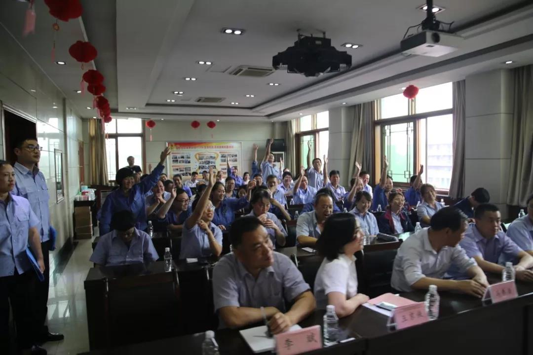 一封家書寄深情 千言萬語說安全——龍鋼集團(tuán)公司組織開展“安全家書巡回誦讀”活動(dòng)