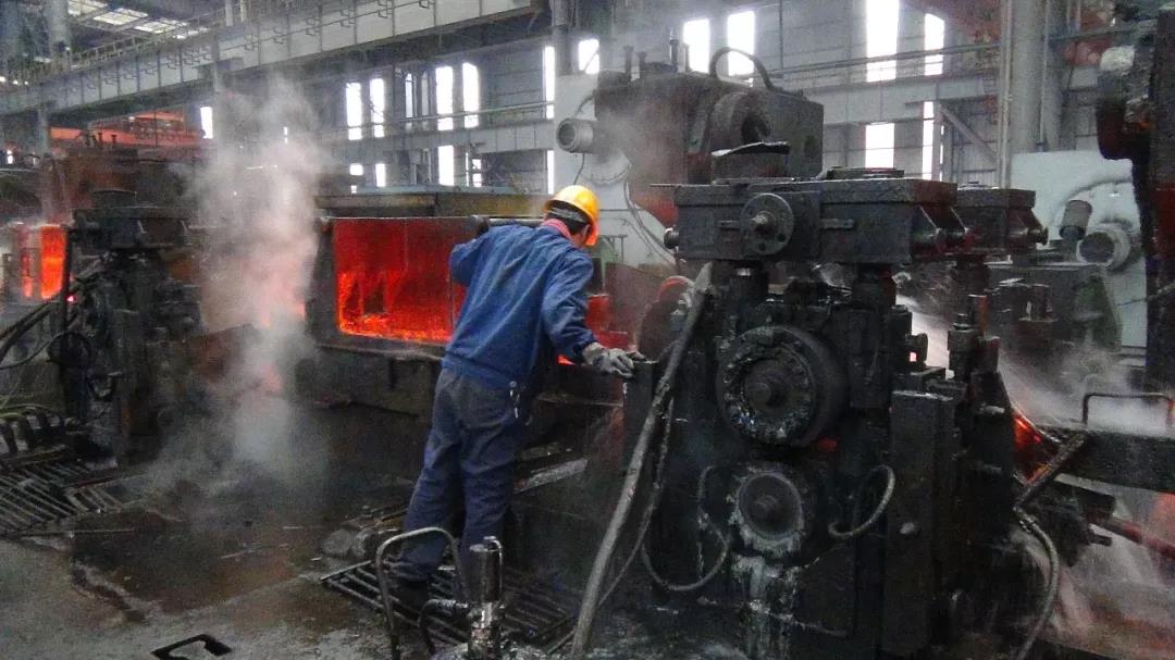 �c�������ڸߜ���