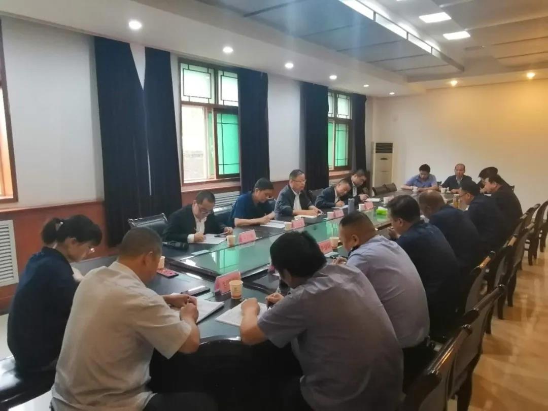 冒雨進(jìn)山查汛情 關(guān)切之心系礦山——陳輝檢查指導(dǎo)大西溝礦業(yè)公司防汛和安全環(huán)保工作