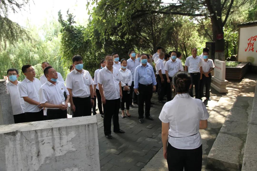 ���и������� ���M��䓰l(f��)չ������䓼��F�hί�_չ���}�h�ջ��