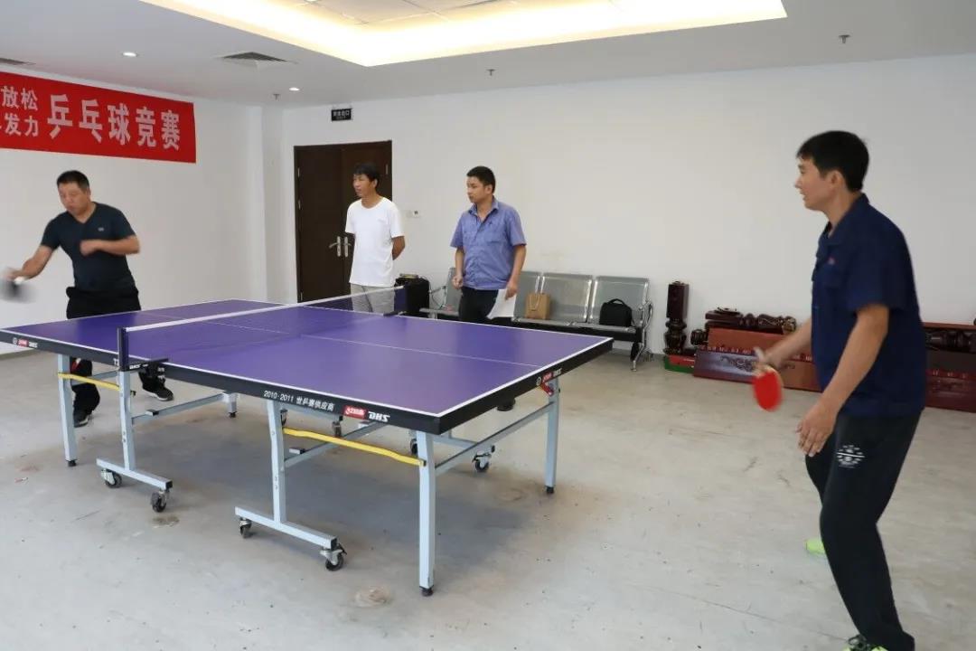 咬定目標(biāo)不放松 環(huán)境整治再發(fā)力—大西溝礦業(yè)公司開展職工乒乓球比賽活動 咬定目標(biāo)不放松 環(huán)境整治再發(fā)力—大西溝礦業(yè)公司開展職工乒乓球比賽活動