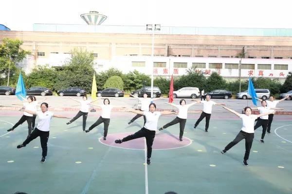 ��䓼��F(tu��n)��ӭ��(gu��)�c��ȫ����V���w��չ�ݻ��(d��ng)��Ӱ