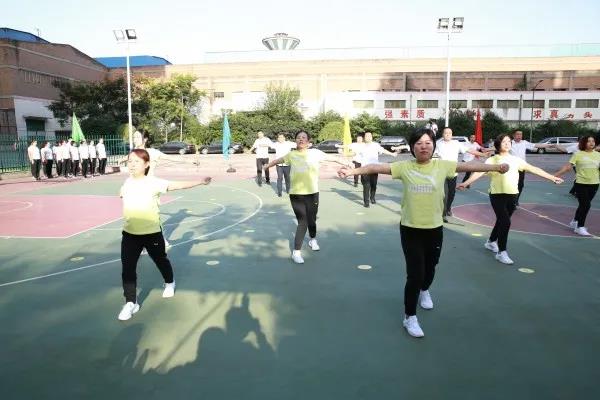 ��䓼��F(tu��n)��ӭ��(gu��)�c��ȫ����V���w��չ�ݻ��(d��ng)��Ӱ