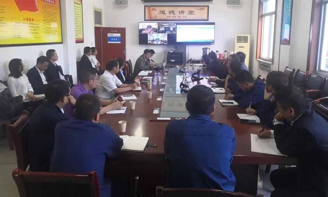 龍鋼集團(tuán)組織開展新《固廢法》培訓(xùn)