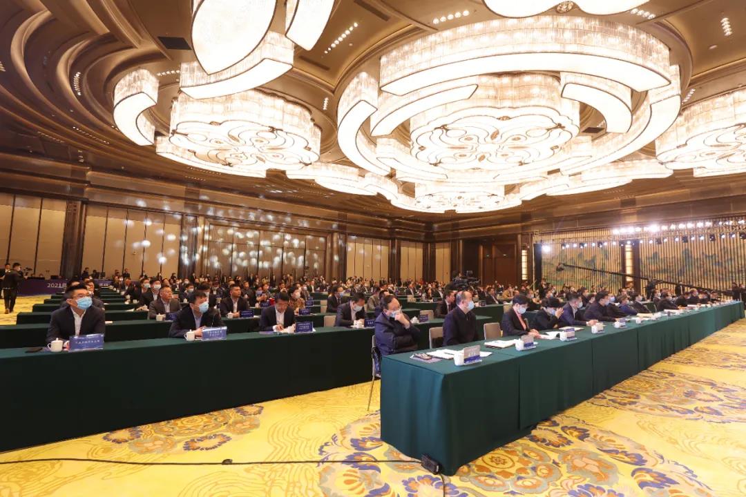 龍鋼集團參加西安市重點項目簽約儀式