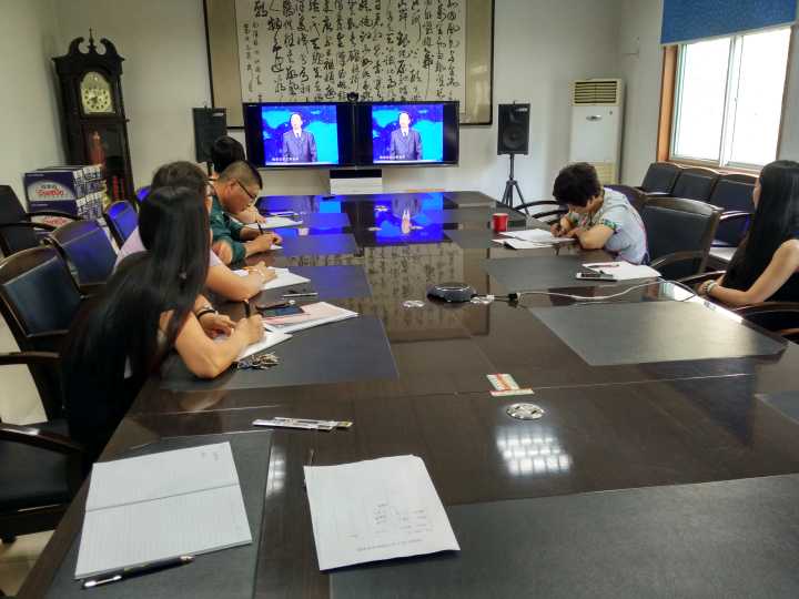 龍鋼集團(tuán)開展班組長(zhǎng)和工會(huì)干部培訓(xùn) 龍鋼集團(tuán)開展班組長(zhǎng)和工會(huì)干部培訓(xùn)